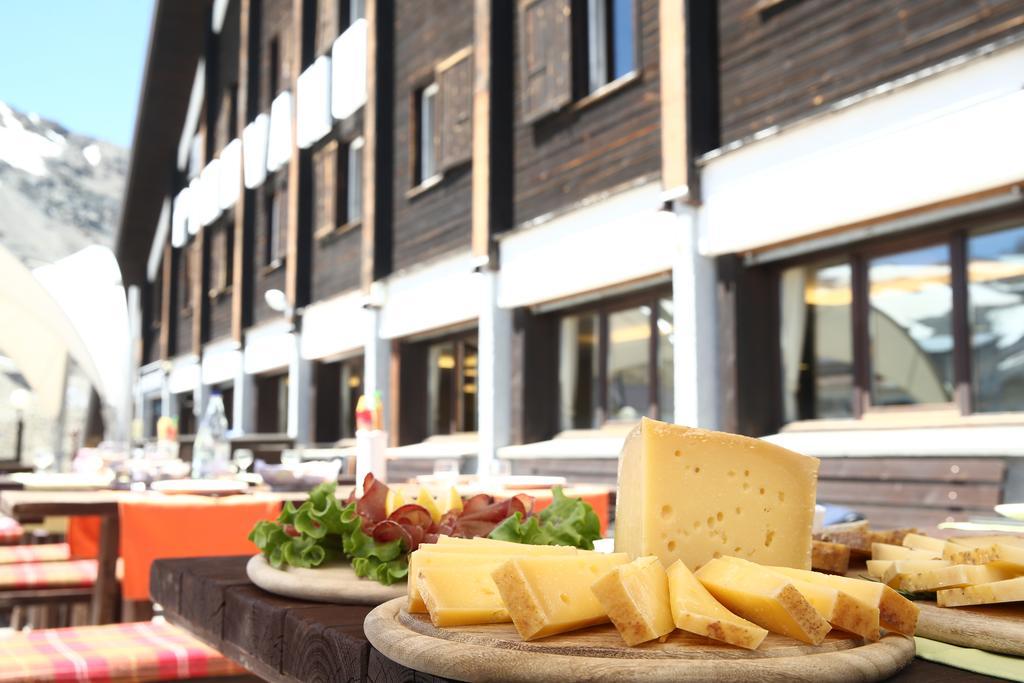 Albergo Quarto Pirovano Passo Stelvio Exterior photo
