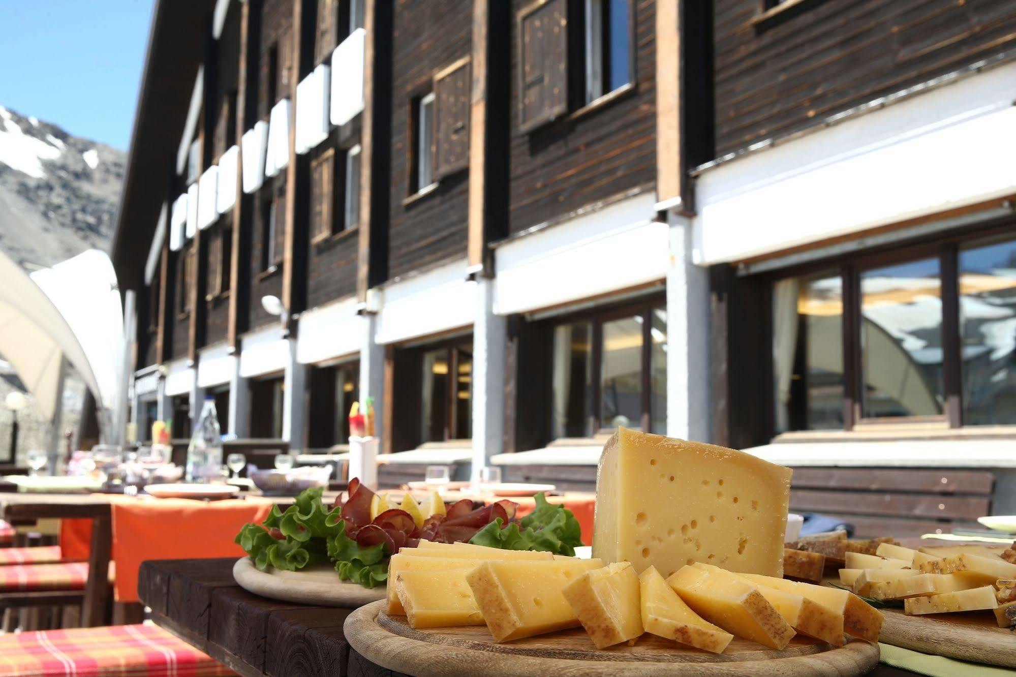 Albergo Quarto Pirovano Passo Stelvio Exterior photo